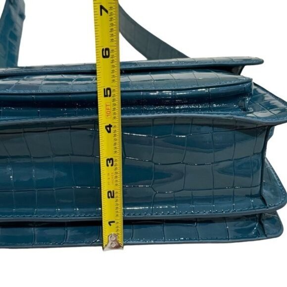 NEW HVISK Cayman Pocket Embossed Crossbody Bag in Dark Blue Vegan Leather - Picture 7 of 8